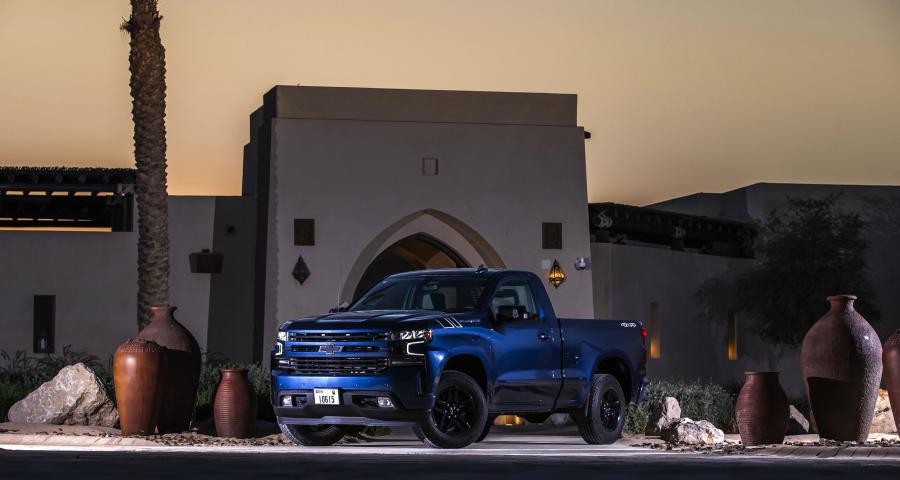  Chevrolet Silverado RST Regular Cab 2019 года  (UAE) (фото 13 из 19)